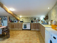 Maison à vendre à Genouillé, Charente-Maritime - 460.000 € - photo 4