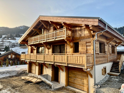 French property for sale in Megève, Haute-Savoie - €1,280,000 - photo 1