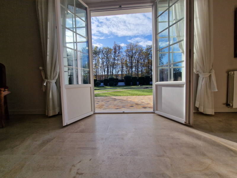 French property for sale in Carbon-Blanc, Gironde - €545,000 - photo 4