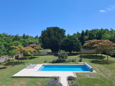 French property for sale in Challignac, Charente - €775,000 - photo 2