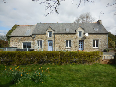 Maison à vendre à Plouguenast-Langast, Côtes-d'Armor, Bretagne, avec Leggett Immobilier