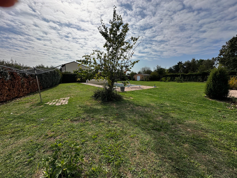 French property for sale in Miramont-de-Guyenne, Lot-et-Garonne - €254,400 - photo 4