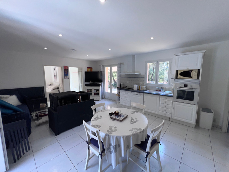 French property for sale in Montfort-sur-Argens, Var - €420,000 - photo 4