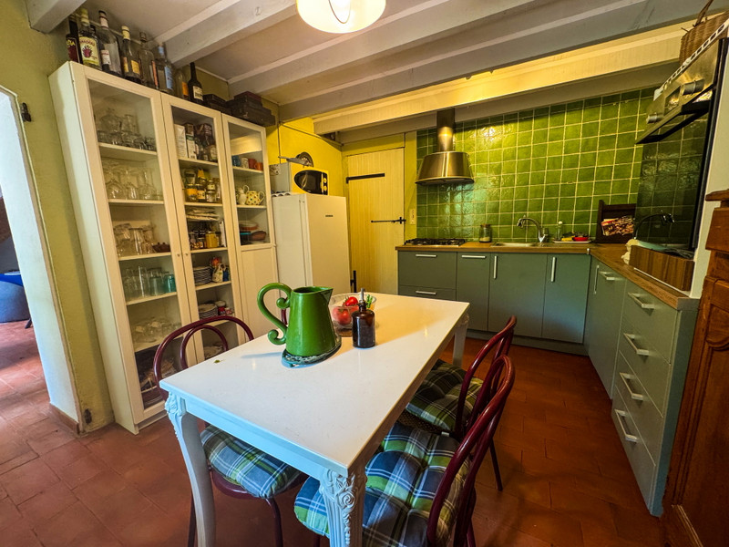 French property for sale in Bandol, Var - €590,000 - photo 5
