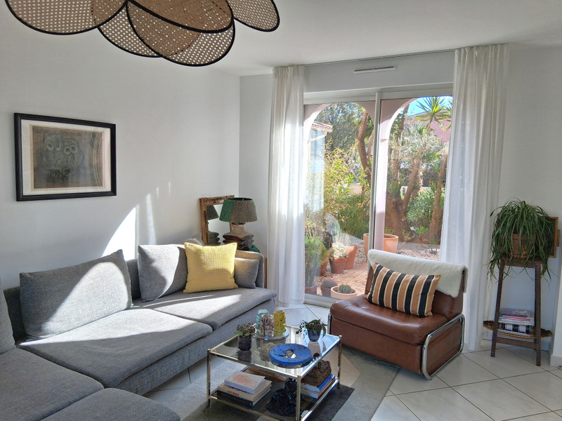 French property for sale in Lattes, Hérault - €430,000 - photo 4