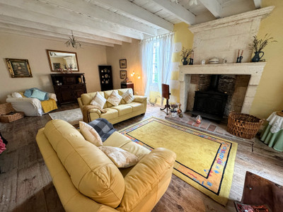 French property for sale in Bellon, Charente - €198,000 - photo 2