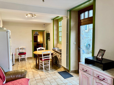 French property for sale in Lassay-les-Châteaux, Mayenne - €172,886 - photo 3