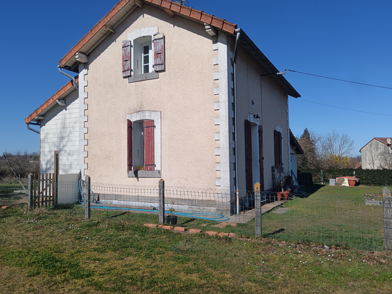 French property for sale in Availles-Limouzine, Vienne - €79,750 - photo 9