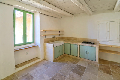 French property for sale in Uzès, Gard - €299,000 - photo 5