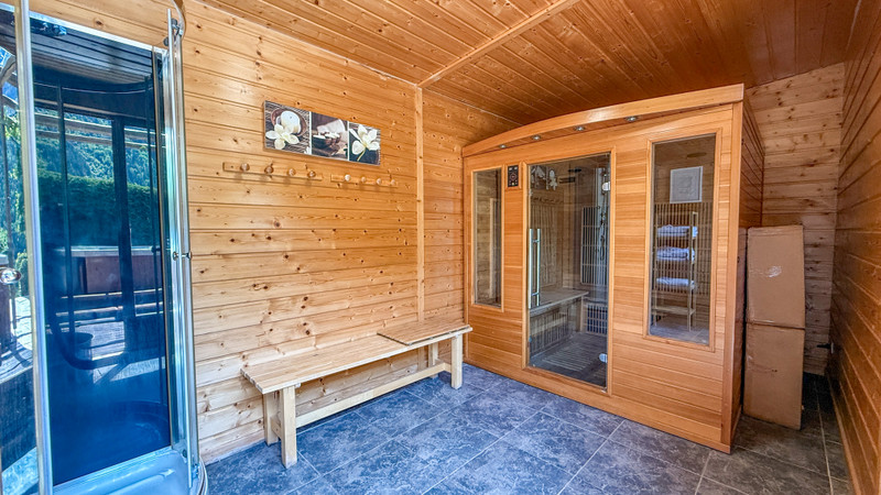 Ski property for sale in Venosc Village - €1,495,000 - photo 8