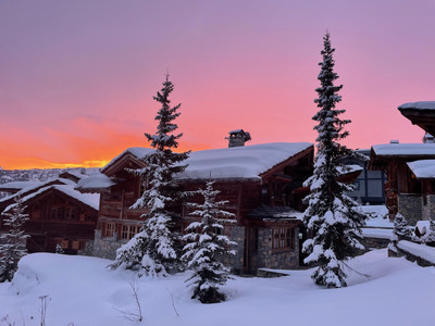 EXCLUSIVE, Luxurious, prestige, 6-bedroom ski chalet in exceptional location in Courchevel 1850
