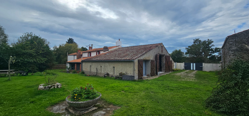 French property for sale in Machecoul-Saint-Même, Loire-Atlantique - €469,000 - photo 1