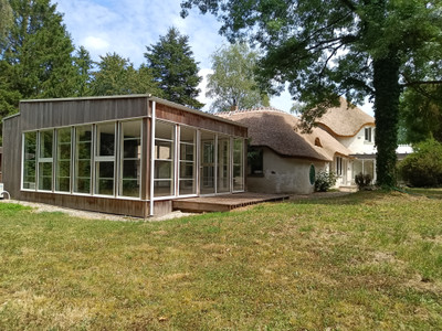 French property for sale in Montbazon, Indre-et-Loire - €644,800 - photo 2