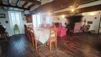 French property for sale in Isigny-sur-Mer, Calvados - €419,900 - photo 2