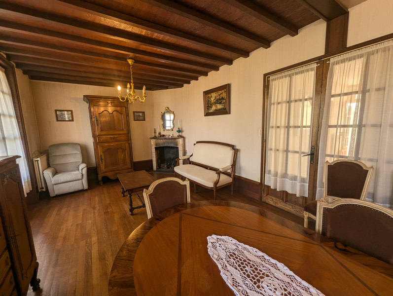 French property for sale in Écuras, Charente - €139,000 - photo 9