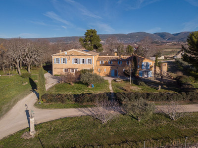 EXCEPTIONAL!!!! Wine estate on 28 hectares of land, featuring a bastide of over 800 m² with 360° views