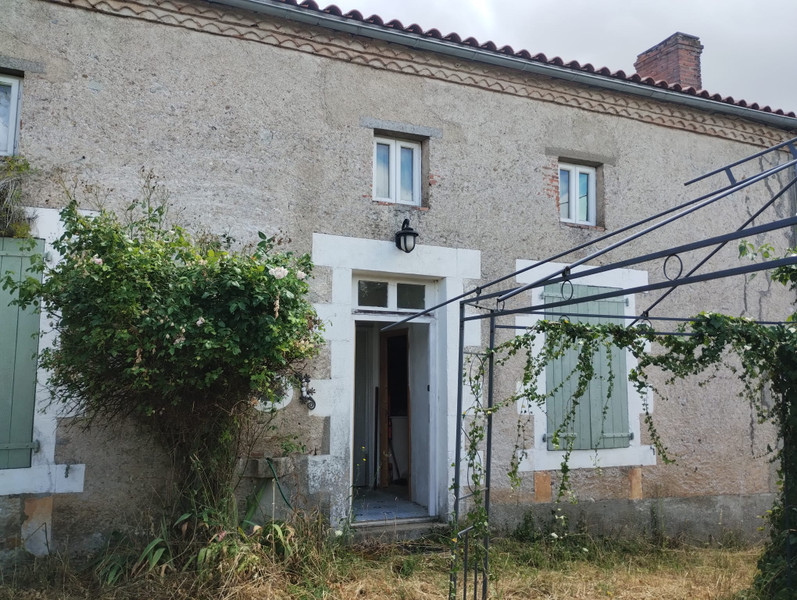 French property for sale in Lathus-Saint-Rémy, Vienne - €46,600 - photo 6