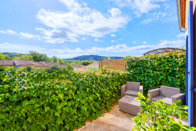 French property for sale in Villars, Vaucluse - €265,000 - photo 9