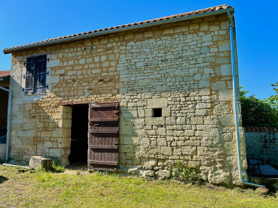 French property for sale in Berrie, Vienne - €153,000 - photo 13