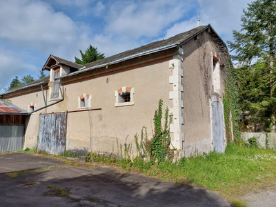 Grange à vendre à Villeloin-Coulangé, Indre-et-Loire, Centre, avec Leggett Immobilier