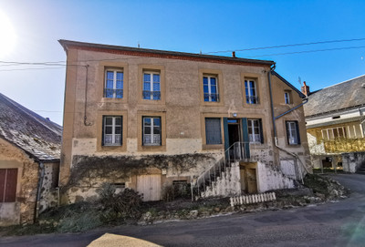 Maison à vendre à Autun, Saône-et-Loire, Bourgogne, avec Leggett Immobilier