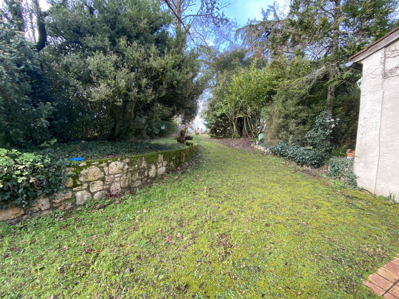French property for sale in Laroque-Timbaut, Lot-et-Garonne - €214,001 - photo 8
