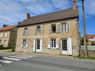 Maison à vendre à Hyds, Allier, Auvergne, avec Leggett Immobilier