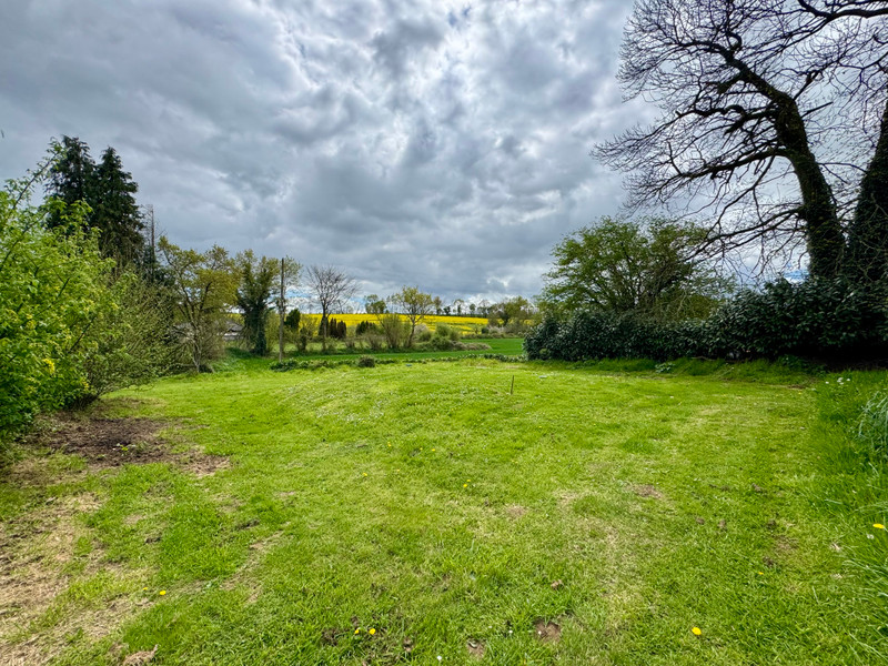 French property for sale in Landeleau, Finistère - €174,000 - photo 13