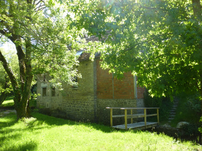 French property for sale in Chéniers, Creuse - €267,500 - photo 2