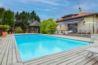 Maison à vendre à Cazères, Haute-Garonne - 620 000 € - photo 1