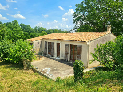 Maison à vendre à Nanteuil-Auriac-de-Bourzac, Dordogne, Aquitaine, avec Leggett Immobilier