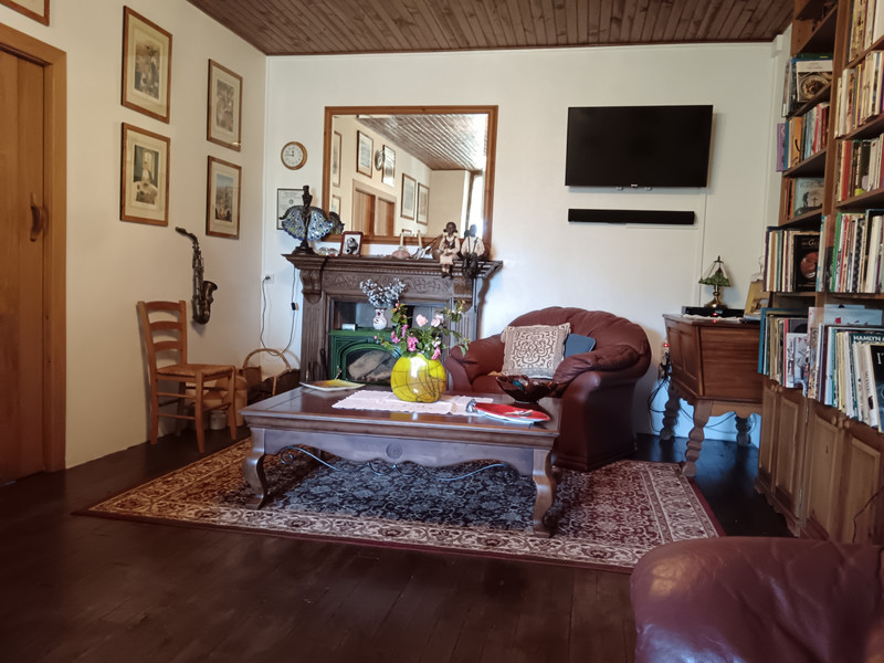 French property for sale in Payroux, Vienne - €238,610 - photo 6