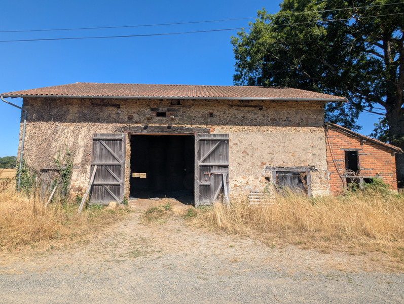 Grange à vendre à Séreilhac, Haute-Vienne - 56.600 € - photo 1