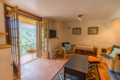 French property for sale in Lastours, Aude - €140,000 - photo 6