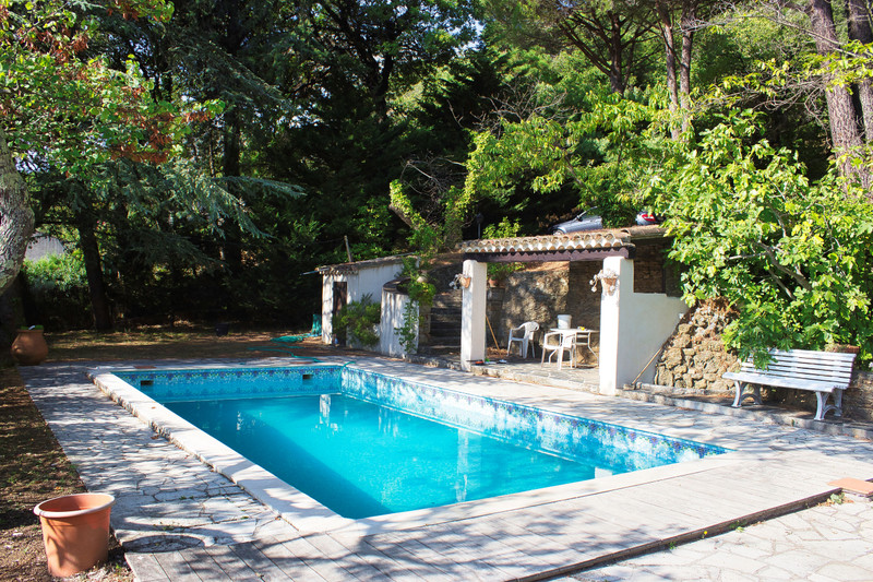 French property for sale in La Garde-Freinet, Var - €154,100 - photo 3