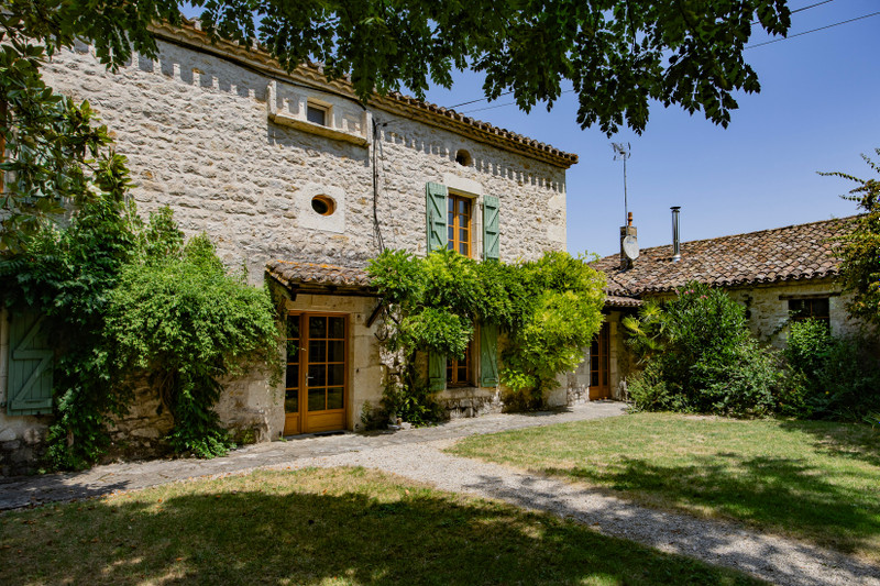 French property for sale in Montpezat-de-Quercy, Tarn-et-Garonne - €725,000 - photo 1