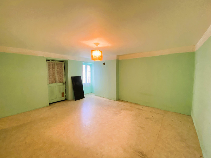 French property for sale in Saulzais-le-Potier, Cher - €49,600 - photo 3