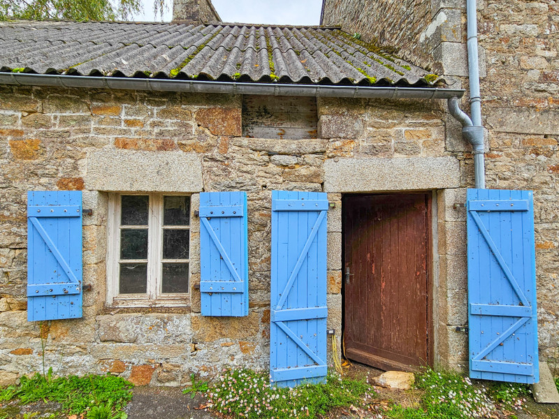 French property for sale in Séglien, Morbihan - €21,000 - photo 1