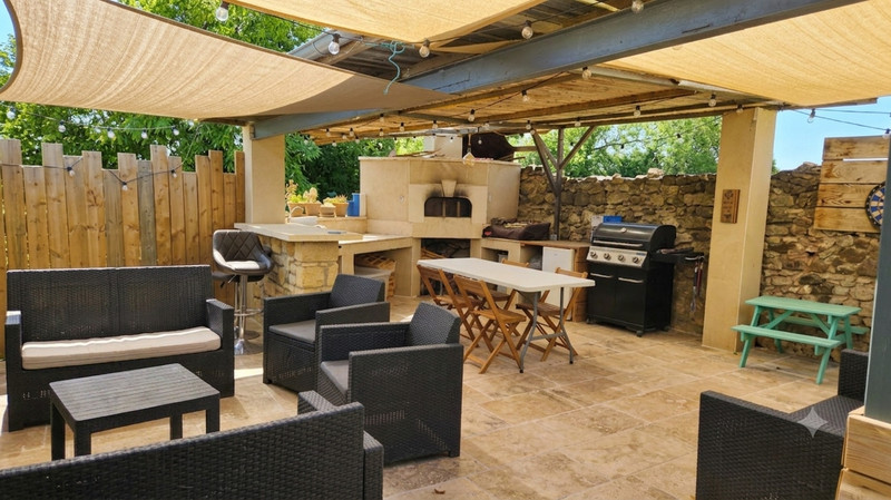 French property for sale in Pouzilhac, Gard - €320,000 - photo 6