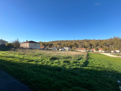 French property for sale in La Rochebeaucourt-et-Argentine, Dordogne - €46,600 - photo 1