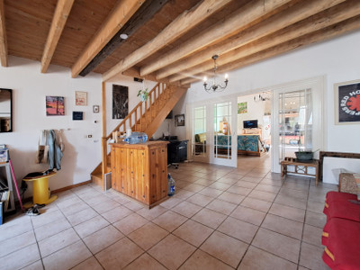 French property for sale in Romazières, Charente-Maritime - €130,000 - photo 3