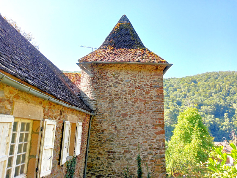 French property for sale in Lapleau, Corrèze - €518,000 - photo 9