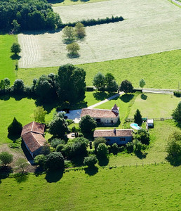 French property for sale in Verteillac, Dordogne - €636,000 - photo 1