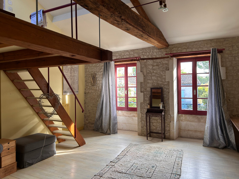 French property for sale in Lignières-Sonneville, Charente - €370,000 - photo 8