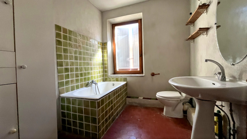 French property for sale in Pujaut, Gard - €280,000 - photo 6