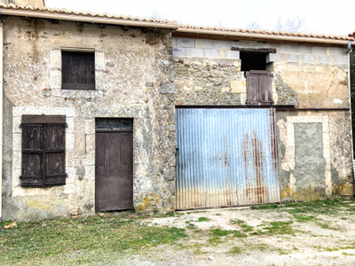 Maison à vendre à Reffannes, Deux-Sèvres, Poitou-Charentes, avec Leggett Immobilier