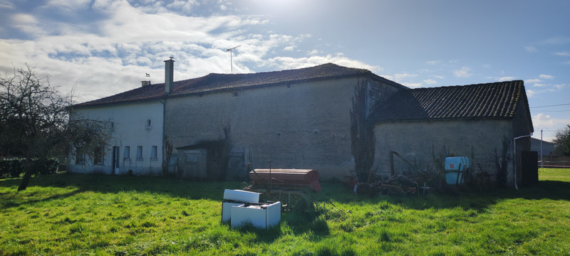 French property for sale in Saint-Pierre-d'Exideuil, Vienne - €99,000 - photo 3