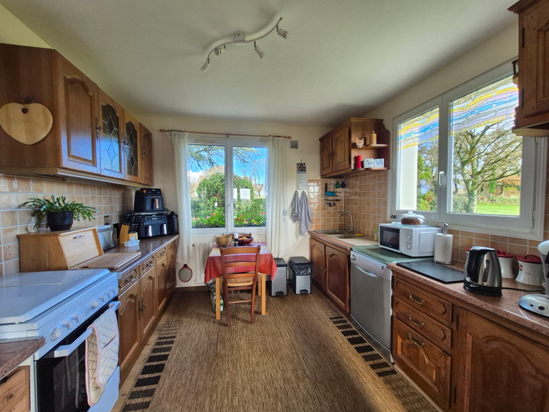 French property for sale in Plourac'h, Côtes-d'Armor - €172,000 - photo 5