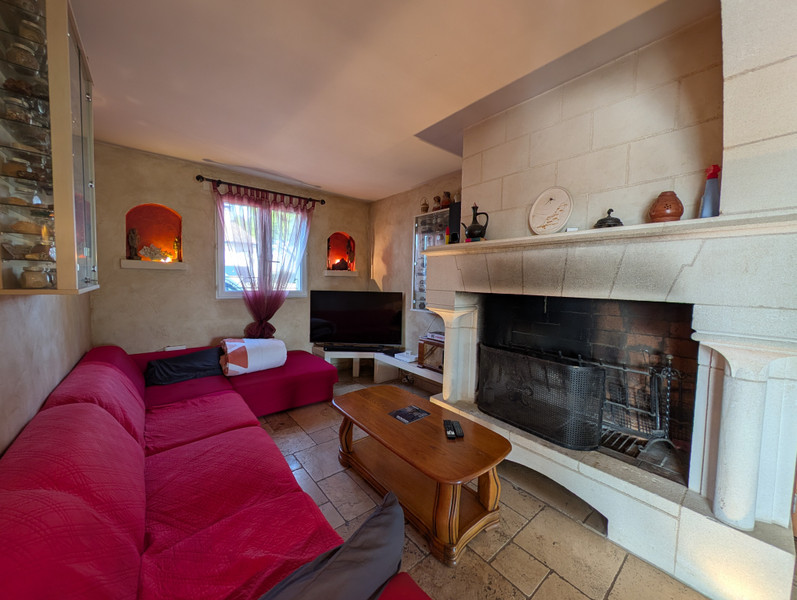 French property for sale in Vedène, Vaucluse - €438,000 - photo 3
