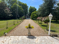 Maison à vendre à Ruffec, Charente - 525.000 € - photo 14